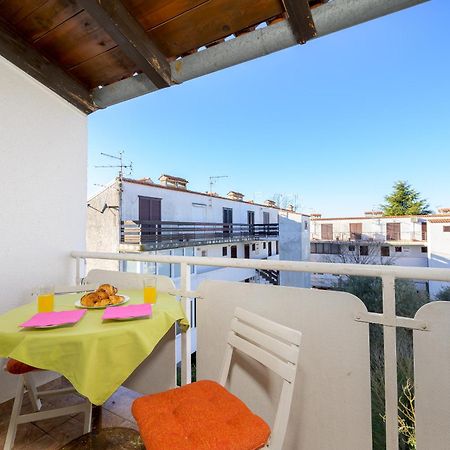 Apartment Pinjola Пореч Екстериор снимка