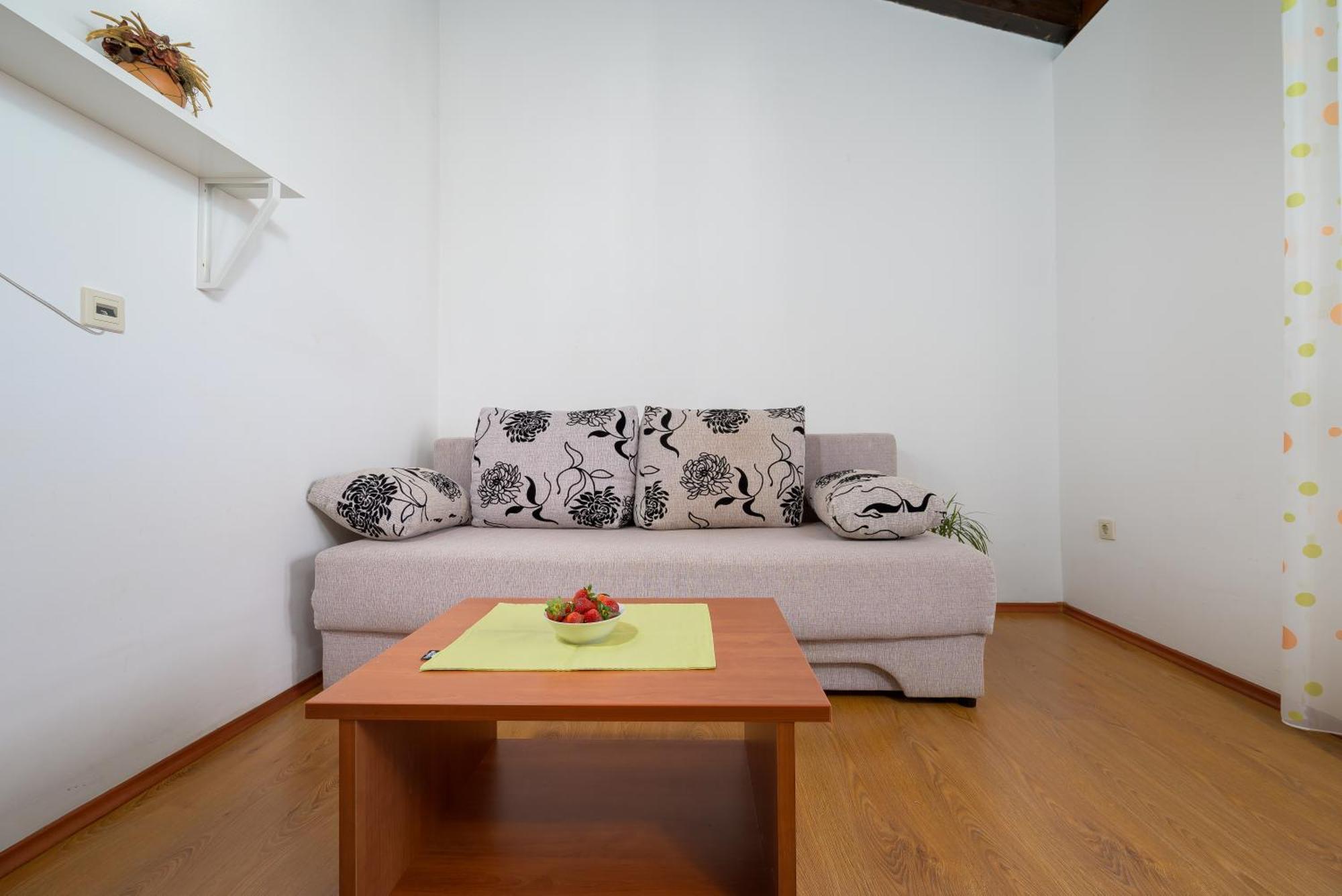 Apartment Pinjola Пореч Екстериор снимка