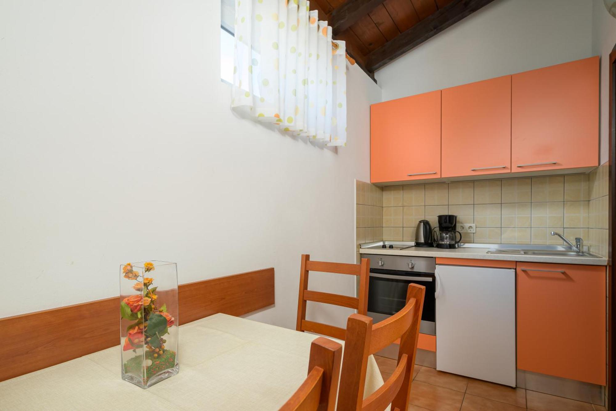 Apartment Pinjola Пореч Екстериор снимка